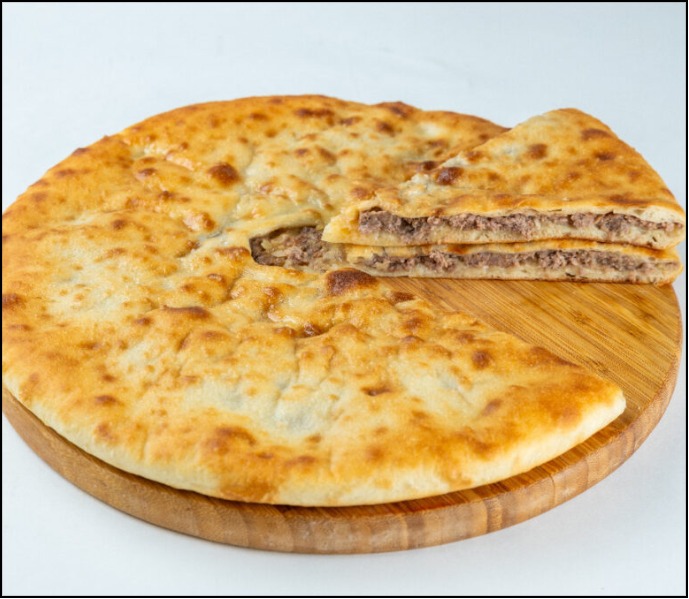 ГБ Пирог Осетинский с Говядиной и Рисом 500 г